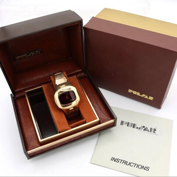 Vintage 37mm Pulsar 5201-2 Pulsar Men's Quartz LCD Wristwatch USA 14k GF - Picture 1 of 9